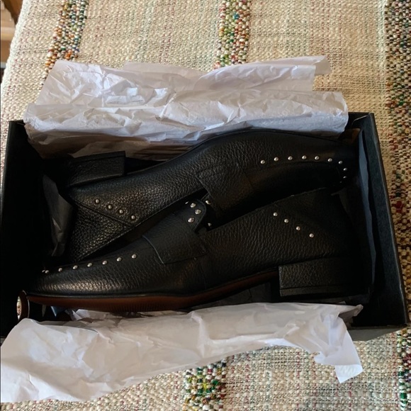 Black Leather Kenneth Cole Loafers - Picture 4 of 4